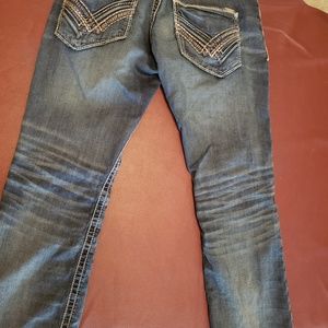 Buckle jeans
